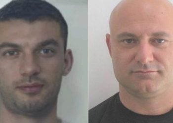 Seanca për atentatin ndaj Arjan Ndojës/ Përplasje në GJKKO, Plarent Dervishaj ofendon Erjon Alibejn, nxirret nga salla