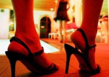 Zbulohet ‘foleja’ e prostitucionit në Tiranë/ Në pranga tutori 20-vjeçar, në kërkim kolumbiani 