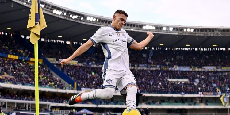 La Liga “thërret” Asllanin, në Spanjë zbulojnë detaje nga oferta e Real Betis, vjen reagimi i mesfushorit kuqezi