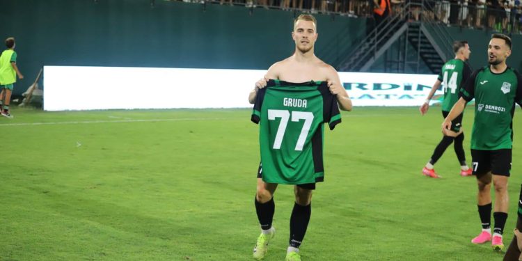 Gruda nderon Egnatian në Champions, natë magjike në Rrogozhinë