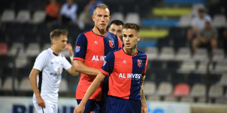 Tek goditje dhe 4 tifozë letonez që festojnë, Vllaznia bie në Elbasan, zhgënjim kuqeblu