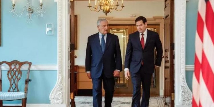 Italia i ‘vë frenat’ raketave dhe avionëve amerikanë: Nuk do të ketë blerje të reja