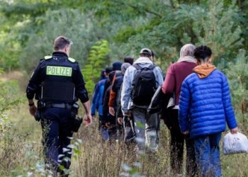 Kreu i organizatës për migracionin thirrje BE-së: Shtoni dëbimet e migrantëve