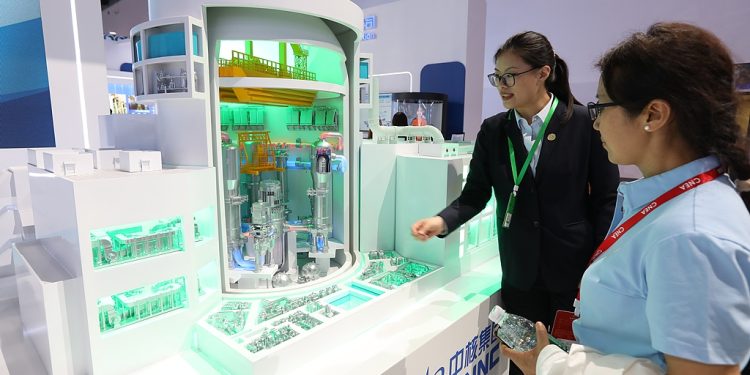 Kina përfundon projektimin paraprak të reaktorit të shpejtë komercial të brezit të 4-t