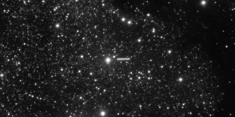 Nga thellësia e universit në teleskopët tanë: Kometa që mund të ndryshojë gjithçka