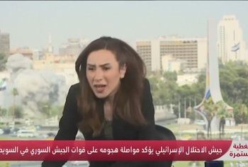 VIDEO / Gazetarja ishte në transmetim “LIVE”, bombat e Izraelit bien mbi Damask