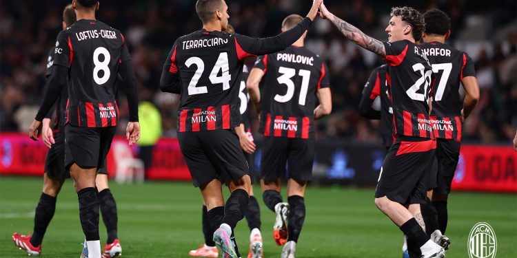 9 gola ndaj Perth Glory, Milan argëtohet në miqësoren e fundit (VIDEO)