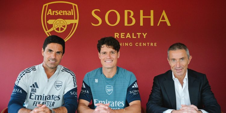 Mesfushori bashkohet me Arsenalin, londinezët vijojnë me afrimet