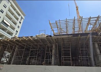 Sekuestrohet pallati në Vlorë, Rama: Këtë fat do të kenë të gjitha objektet me shkelje të lejes së ndërtimit