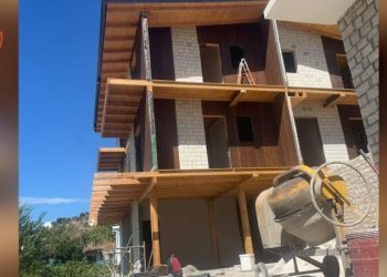 Ndërtoi hotel 3 kate pa leje, arrestohet i riu