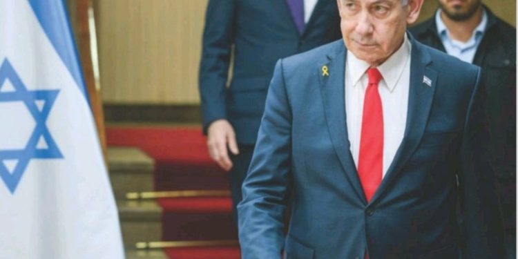 Benyamin Netanyahu, luani që është ngritur sërish