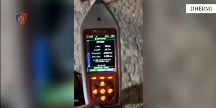 Muzikë me volum të lartë, 200 000 lekë gjobë lokalit në Dhërmi