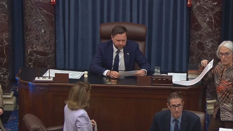 “Projektligj i madh dhe i bukur”, Senati amerikan miraton ligjin gjigant të taksave të Trump