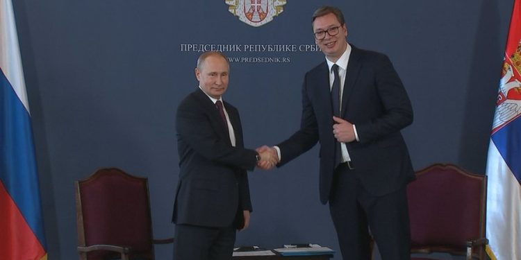 “Serbët nuk e duan Vuçiçin”, kriset miqësia e vjetër mes Rusisë dhe Serbisë
