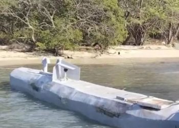 Mund të transportojë 1.5 ton kokainë, kapet droni nëndetës i përdorur nga narkotrafikantët