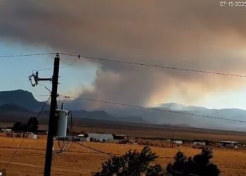 Zjarr i madh pranë “Zonës 51” në Nevada, shpërthejnë teoritë konspirative