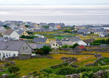 Ju japin edhe 70 mijë euro.. a do të jetonit në këto ishuj të Irlandës?