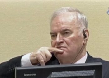 “Dua të dal se jam i sëmurë”, Haga rrëzon “Kasapin e Bosnjes”: Po trajtohesh mirë, s’ka arsye për lirim