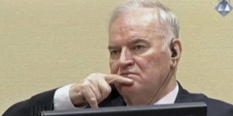 “Dua të dal se jam i sëmurë”, Haga rrëzon “Kasapin e Bosnjes”: Po trajtohesh mirë, s’ka arsye për lirim