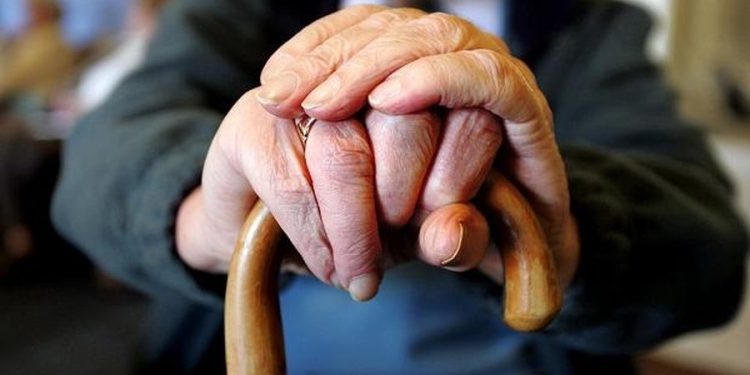 Mungesa e librezës nuk iu penalizon, hapat për të përfituar pensionin e pleqërisë