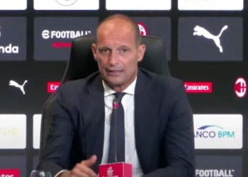 “Dua skuadër me entuziazëm”, Allegri prezantohet te Milani: Më bindi Tare, i kemi synimet e qarta