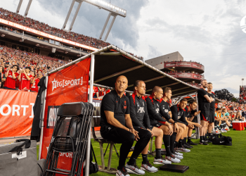 Thashethemet e merkatos për Luis Diaz, Slot: Nuk e aktivizojmë