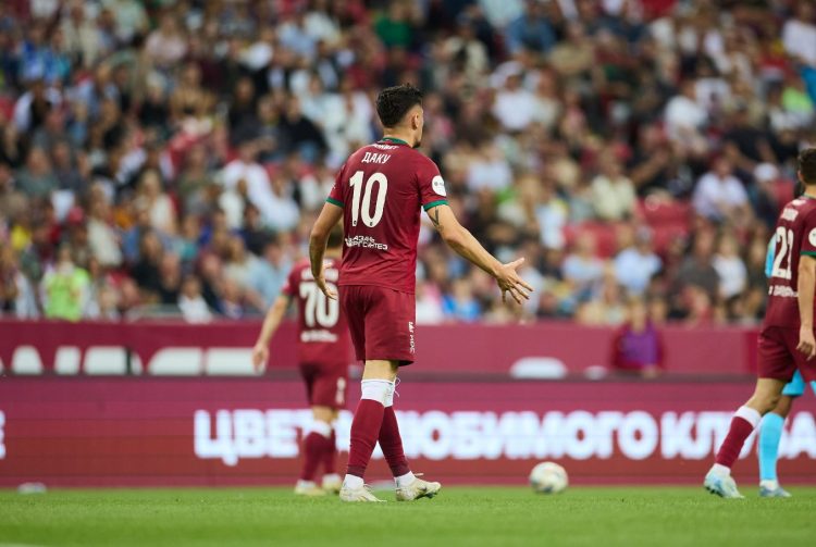 “Hakmarrja” e Dakut, Zenit e vlerësoi të shtrenjtë, por “bomberi” i hesht në fushë (VIDEO)