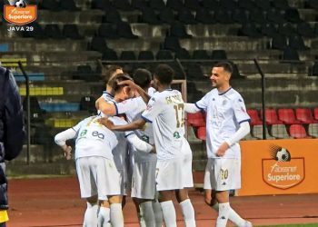 Dinamo kërkon të blindojë mbrojtjen, pranë akordit me 22-vjeçarin