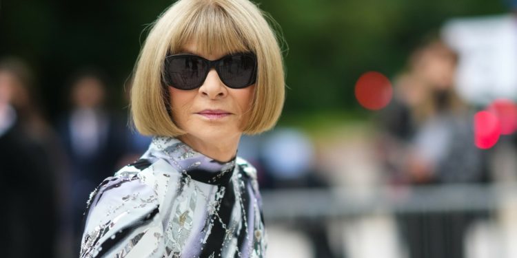 Anna Wintour: Lista me 178 emra që duhej të dini për t’u bërë asistente e saj