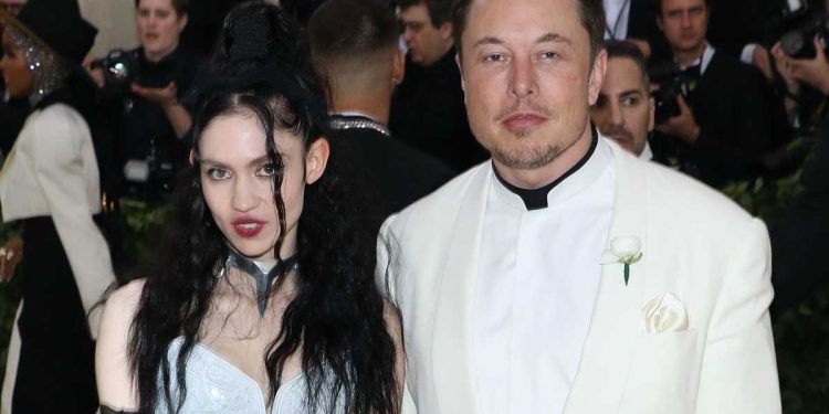 Grimes “shpërthen” ndaj X-it të Elon Musk: “Helm për trurin!”