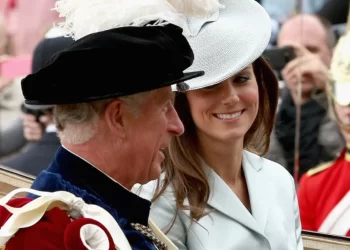 Kate dhe Charles frymëzojnë pacientët me kancer: Rritet numri i atyre që kërkojnë ndihmë