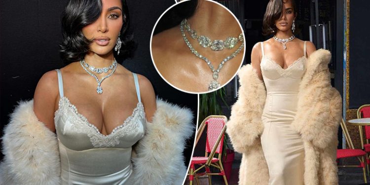 Kim Kardashian mbante mbi 250 karat diamante në veshjen e saj ‘Balenciaga’ gjatë Javës së Modës në Paris