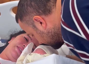 Dafina Zeqiri publikon pamjet nga lindja e djalit