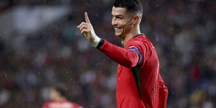 Ronaldo u bë legjendë, por ai që e zbuloi sot jeton në rrugë