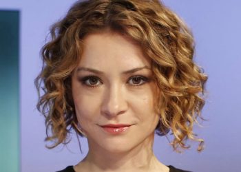 Egla Ceno prek me mesazhin emocional për familjarët që përballen me sfida në spitale