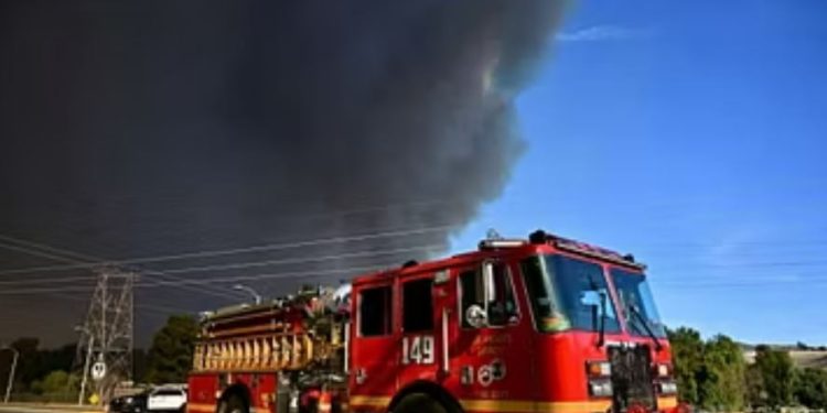 Shpërthim në qendrën e trajnimit të policisë në Los Angeles, humbin jetën tre persona