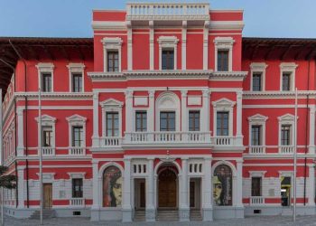 Hapen aplikimet, 12 vende të lira për drejtorë në Vlorë