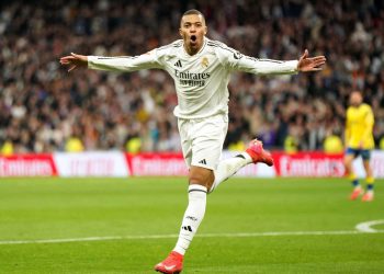 Quajeni KM10, Reali e bën zyrtare, “pagëzon” Mbappe-n me nr ikonë