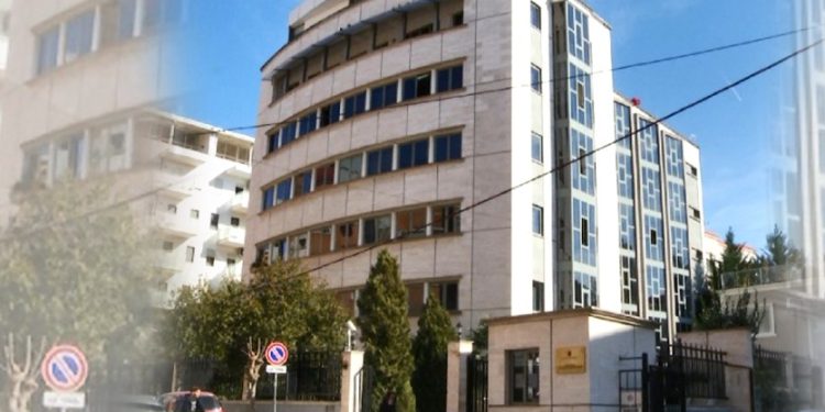 I dënuar për vrasje në tentativë dhe grup të strukturuar kriminal/ Prokuroria e Tiranës sekuestron pasuritë e Paris Prengës dhe familjarëve të tij