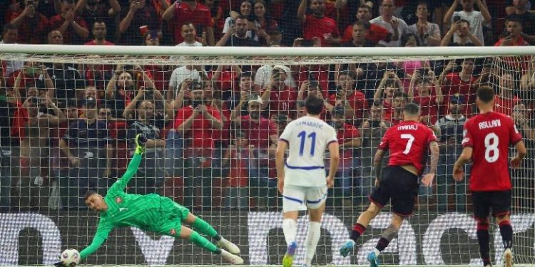 Trajneri i Sivasspor: Manaj është lojtar i skuadrës tonë, duket entuziast