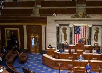 Pas disa ditëve debate e vonesa, Kongresi miraton projektligjin e Trumpit për shpenzimet dhe taksat 