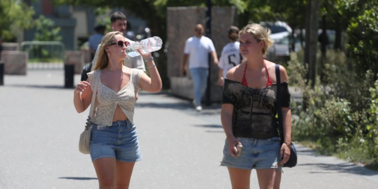 Gjirokastra dhe Berati, priten temperatura mbi 40 gradë celcius