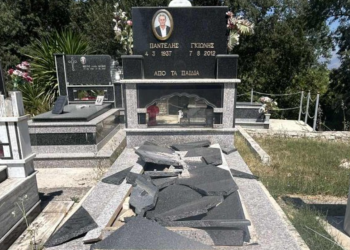 Dhunohet një varr në Finiq, familjarët denoncojnë në polici