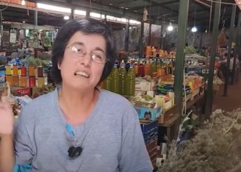 Flet BardhaRigonin e mbledh me burrin, s’mund t’i them malit “më jep një copë letër”