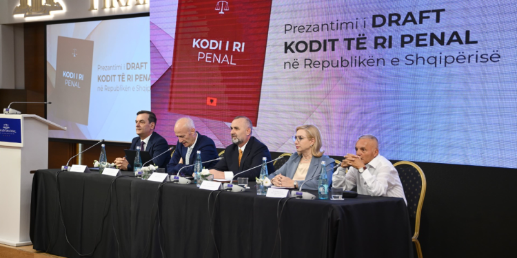 Kodi Penal: Drejt Evropës, apo drejt Erdoganit?