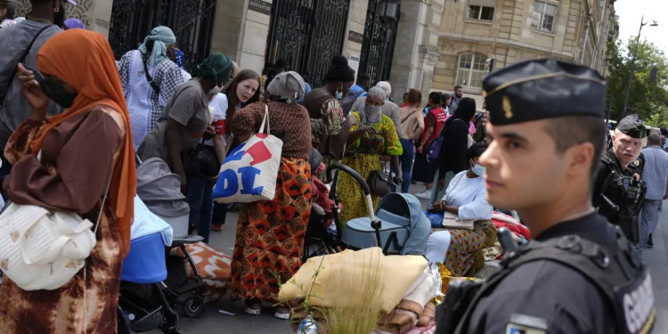 Media italiane: Marrëveshja Itali-Shqipëri për emigrantët tani është një shembull i mirë në BE