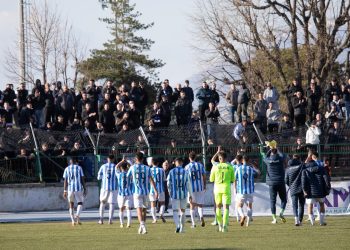 Tirana projektohet me tetë të huaj në formacionin e ri, shumë lojtarë duhet të luftojnë për një vend titullari