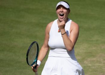 Eleminohet Sabalenka, Anisimova mposht nr.1 të botës, në finale do të sfidojë Swiatek