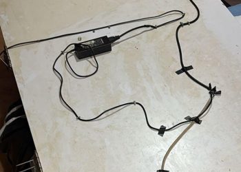 Detaje nga “laboratori” i babë e bir në Tufinë, që hapej me sistem inteligjent