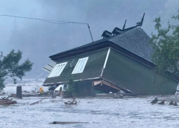 Përmbytje masive në Rumani, 3 viktima dhe qindra të evakuuar (Video)